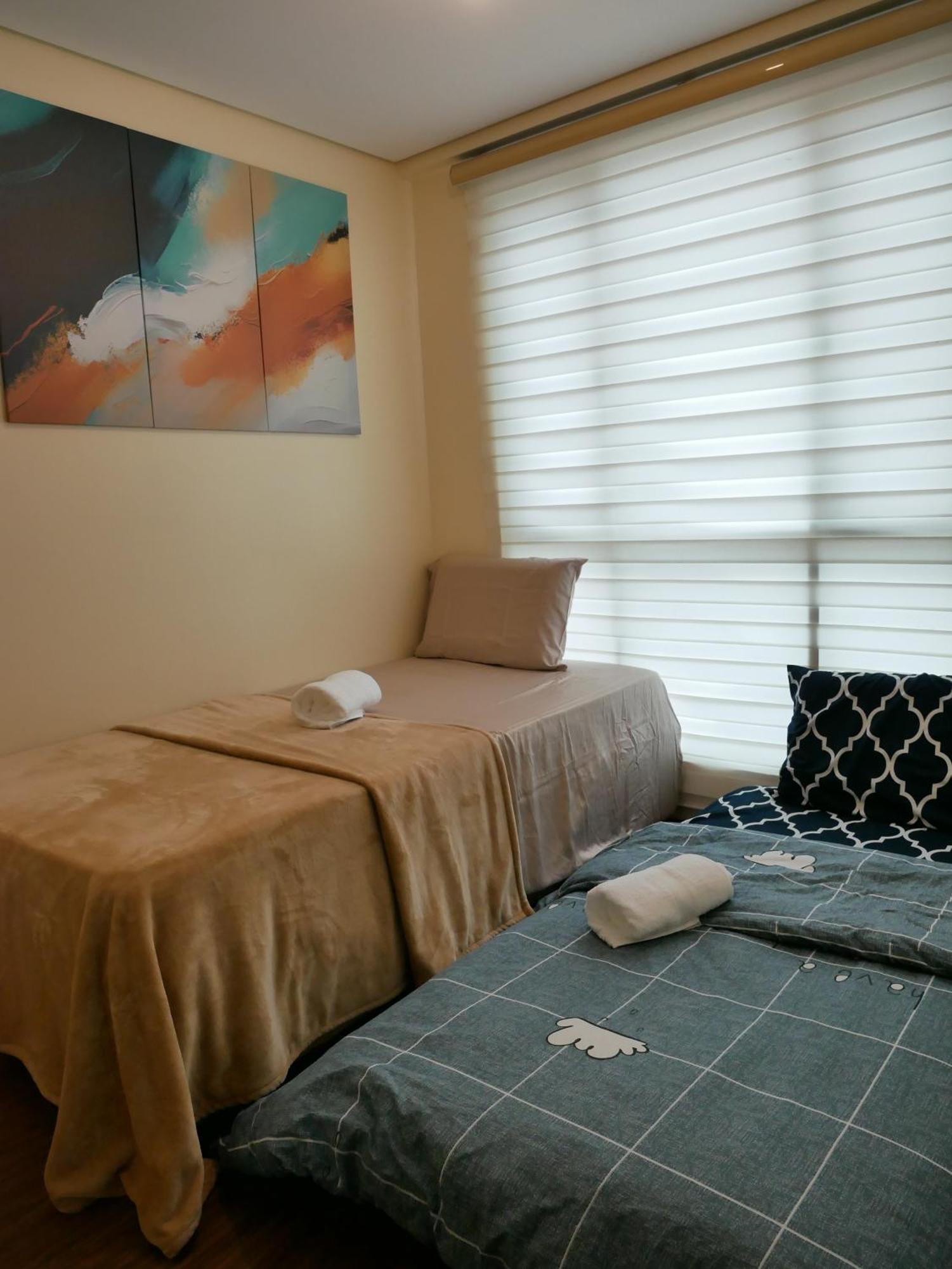Apartment Skyview 2br La Suitez 4307 Makati