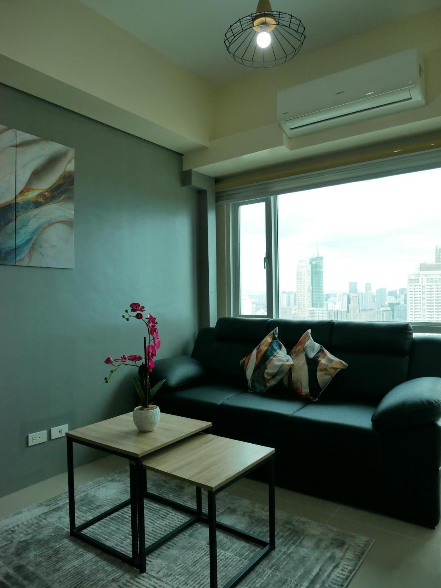 Skyview 2br La Suitez 4307 Makati Manila